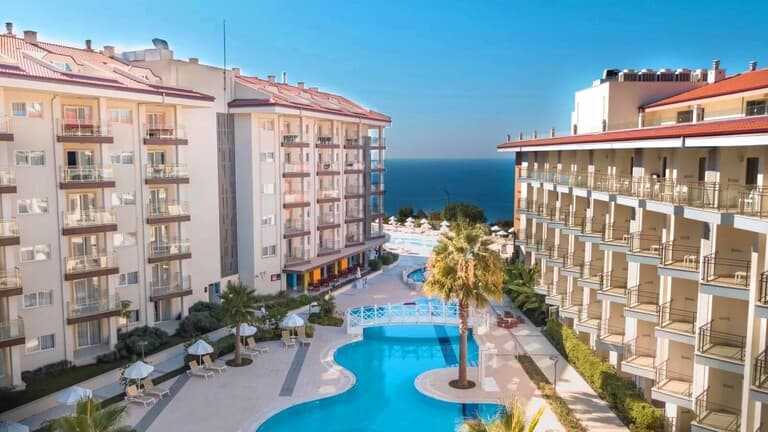 Ramada Hotel & Suites by Wyndham