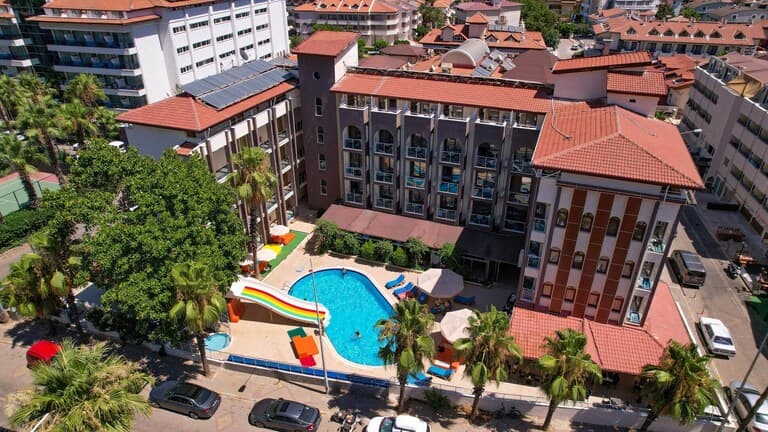 Astoria Beach Hotel