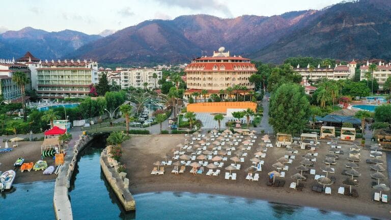 Fortuna Beach Hotel