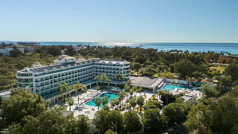 Berry Blue Hotel