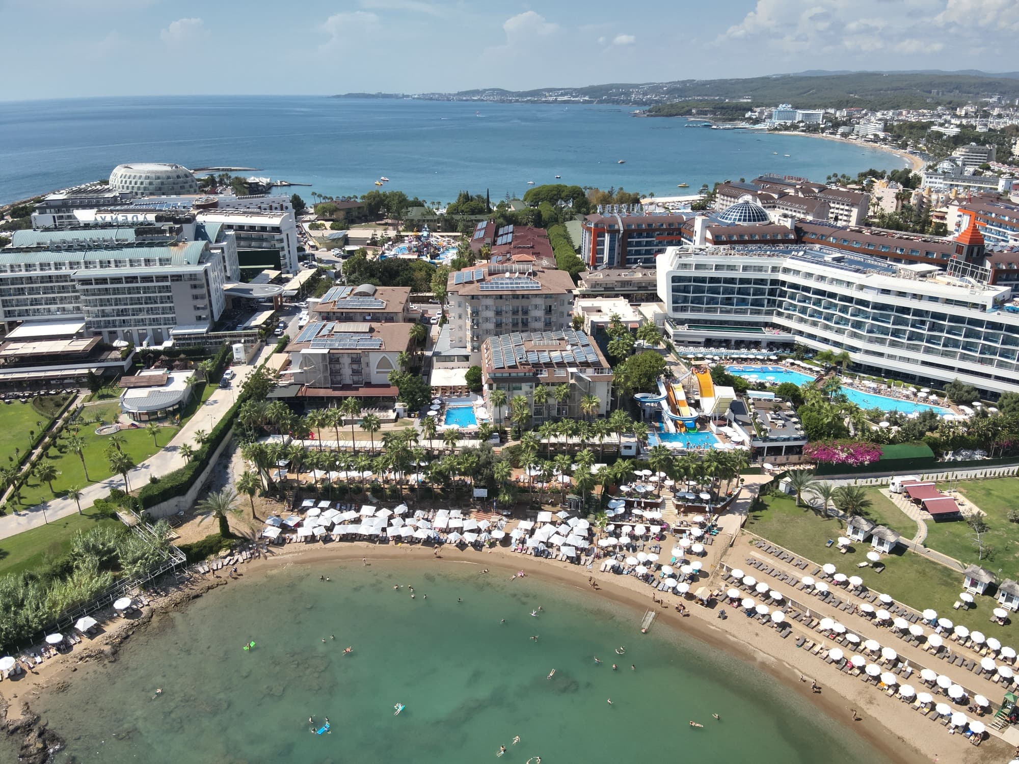 Въздушен изглед към хотела