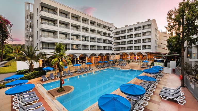 Hotel Kaya Maris
