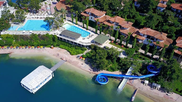 Club and Hotel Letoonia