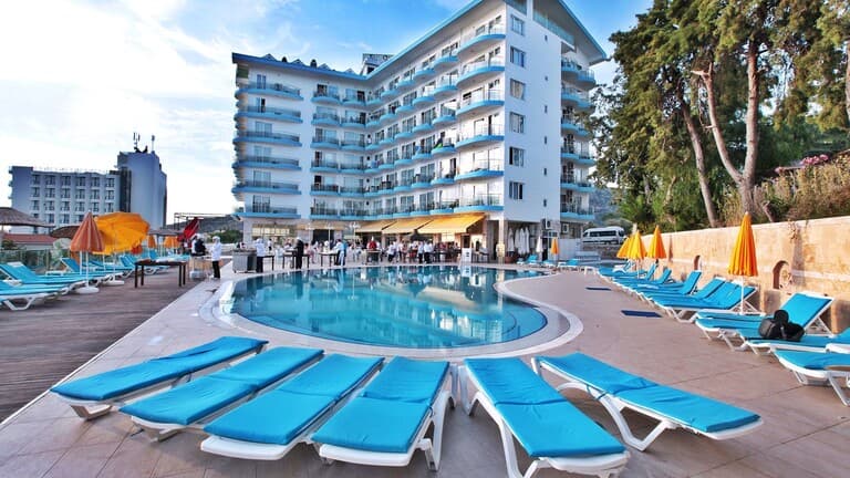 Arora Hotel